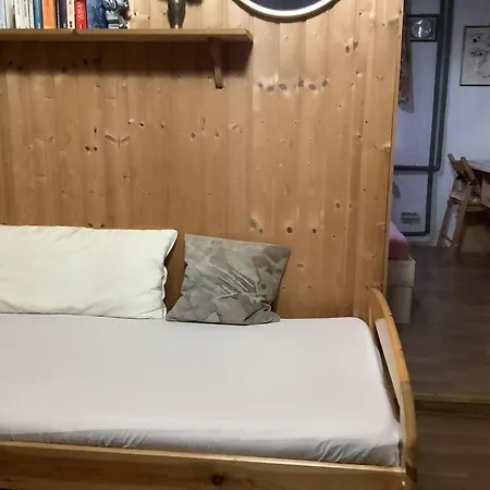 Schoenes Im Seterant/untergeschoss * Essen